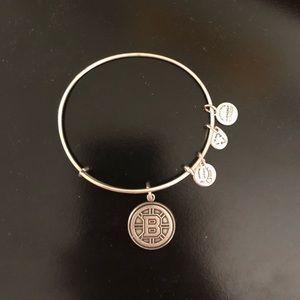 Boston Bruins Alex and Ani bracelet in silver